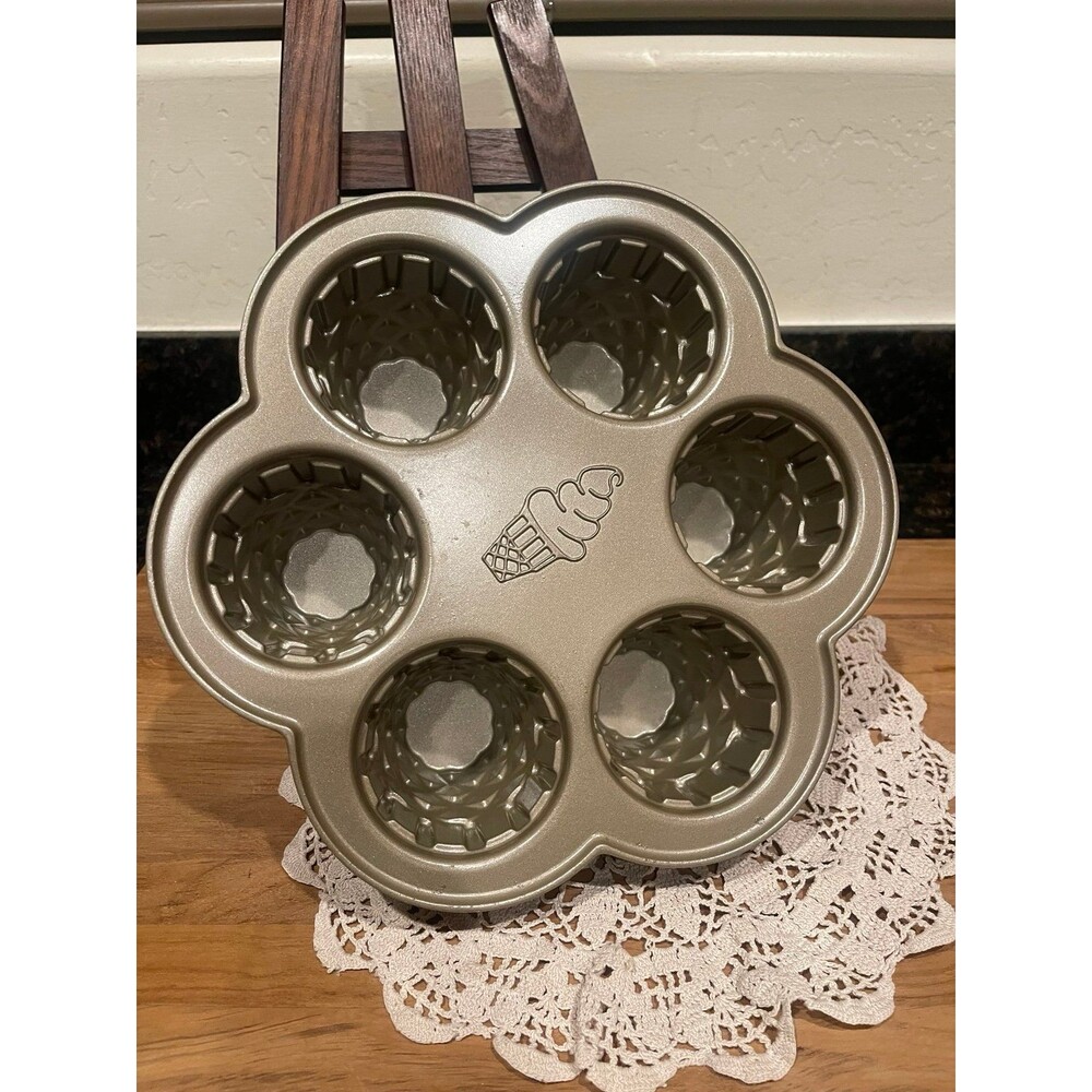 Nordic Ware Ice Cream Cone Cupcake pan